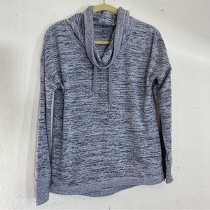 Athleta Blissful gray cowl neck sweatshirt long sleeve XS style 69114